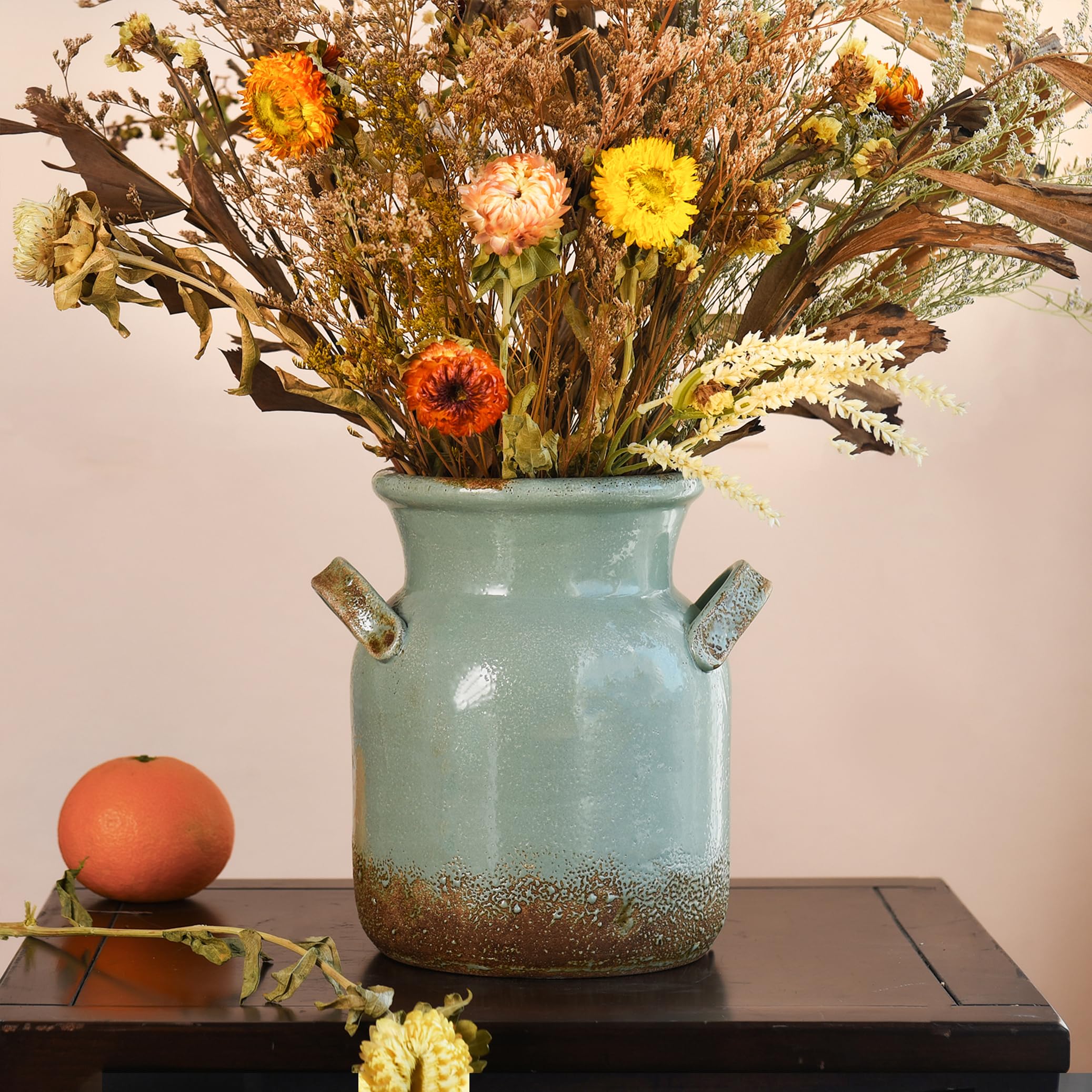 Quoowiit ceramic rustic farmhouse vase with distressed finish for timeless decor.