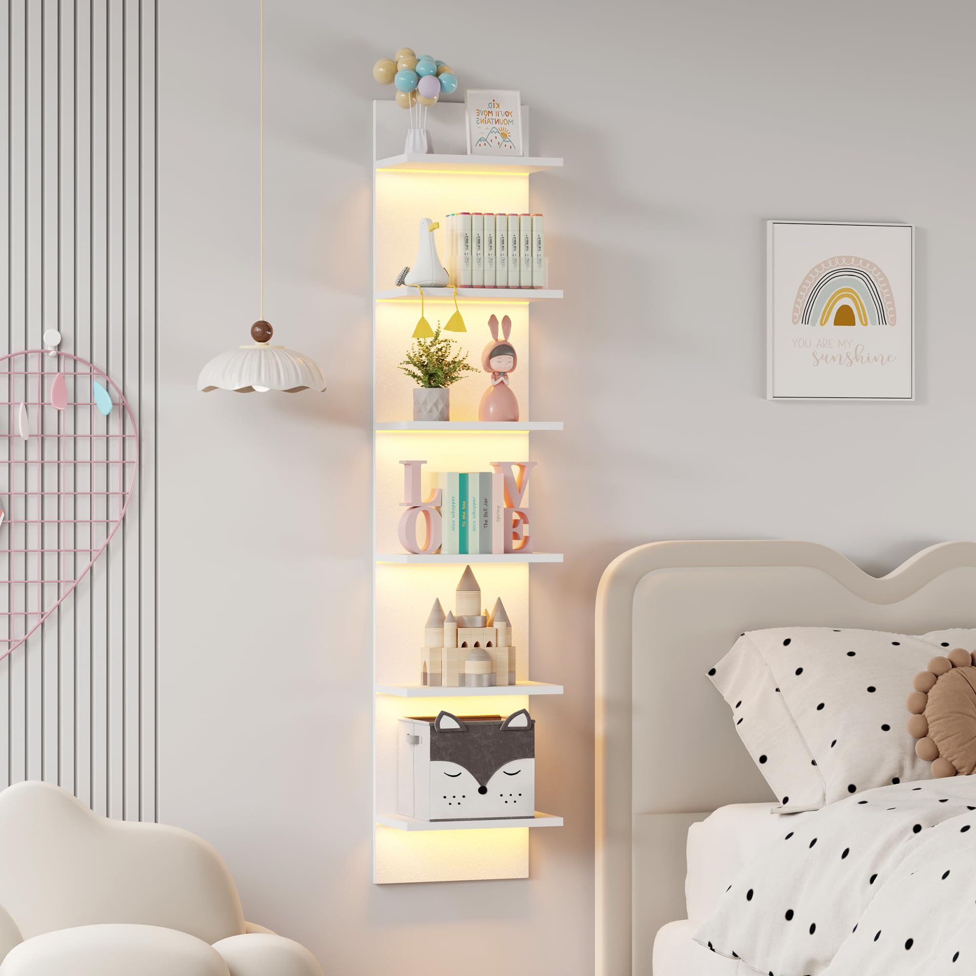 Qupui easy-assembly wall shelf shown during setup