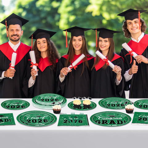 QZYL cohesive grad table decor in green for events