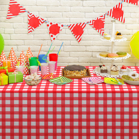 Ragnhild waterproof gingham tablecloth resists splashes and spills