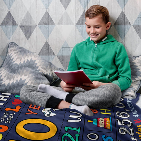 Rakoviol 10-year-old boy gift decor celebrating milestone.