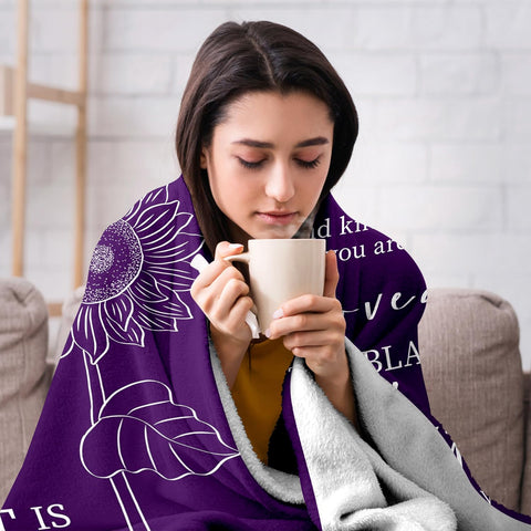 Rakoviol blanket on a cozy bed conveys warmth for daily comfort.