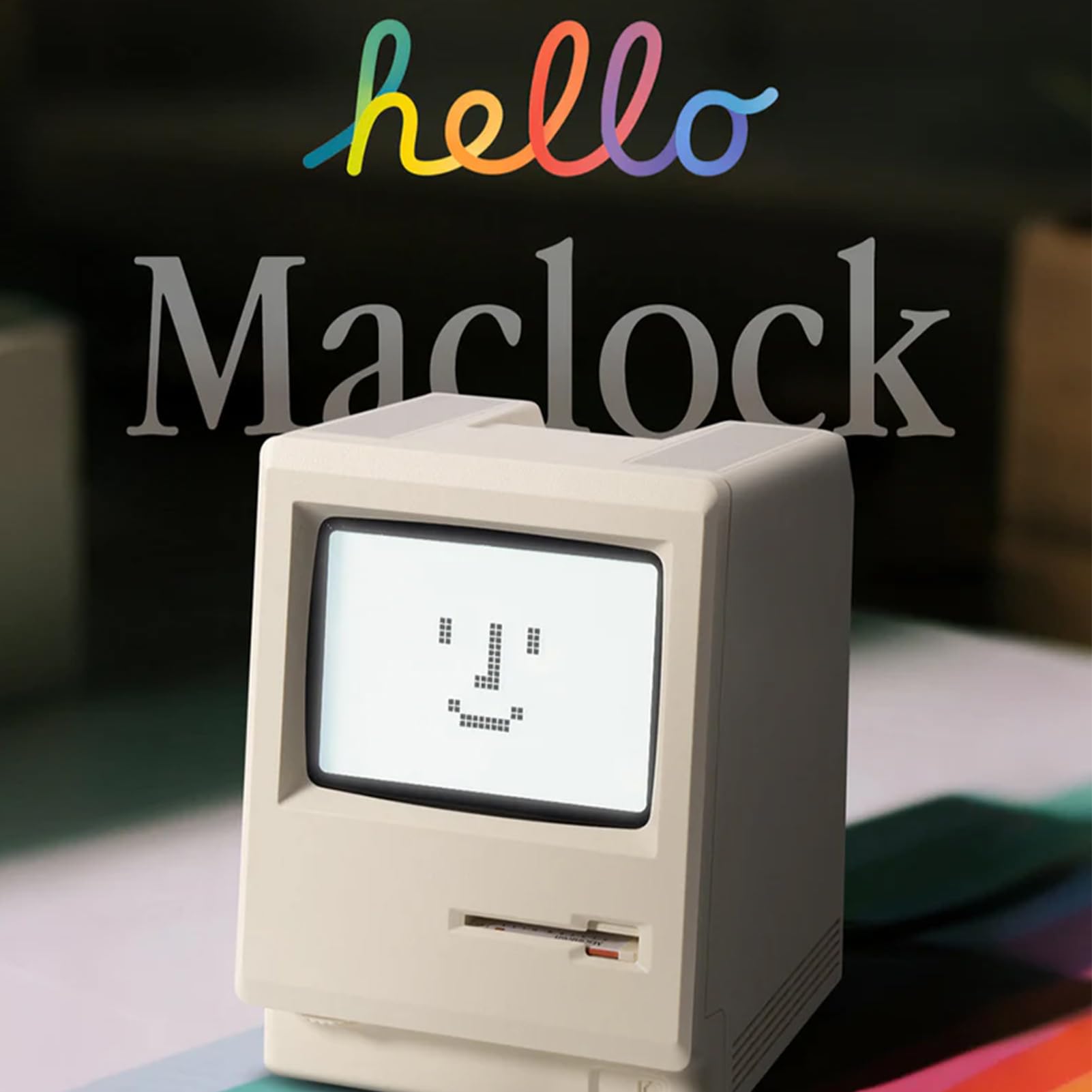 RayCue Maclock WB-8 pixel display shows time, date, and temperature at a glance