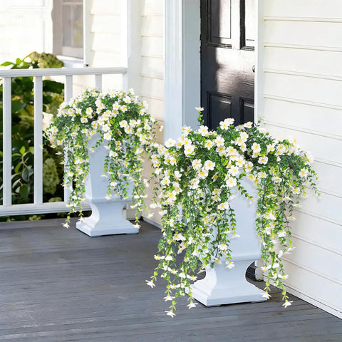 RECUTMS 4-piece set provides versatile décor for weddings, restaurants, and festivals.
