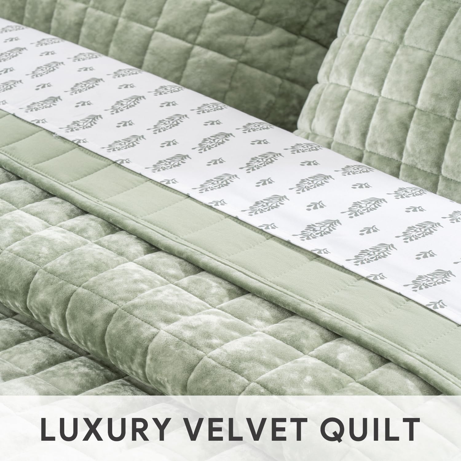 RECYCO Bed Decor Ensemble Ready delivers a cohesive bedroom look