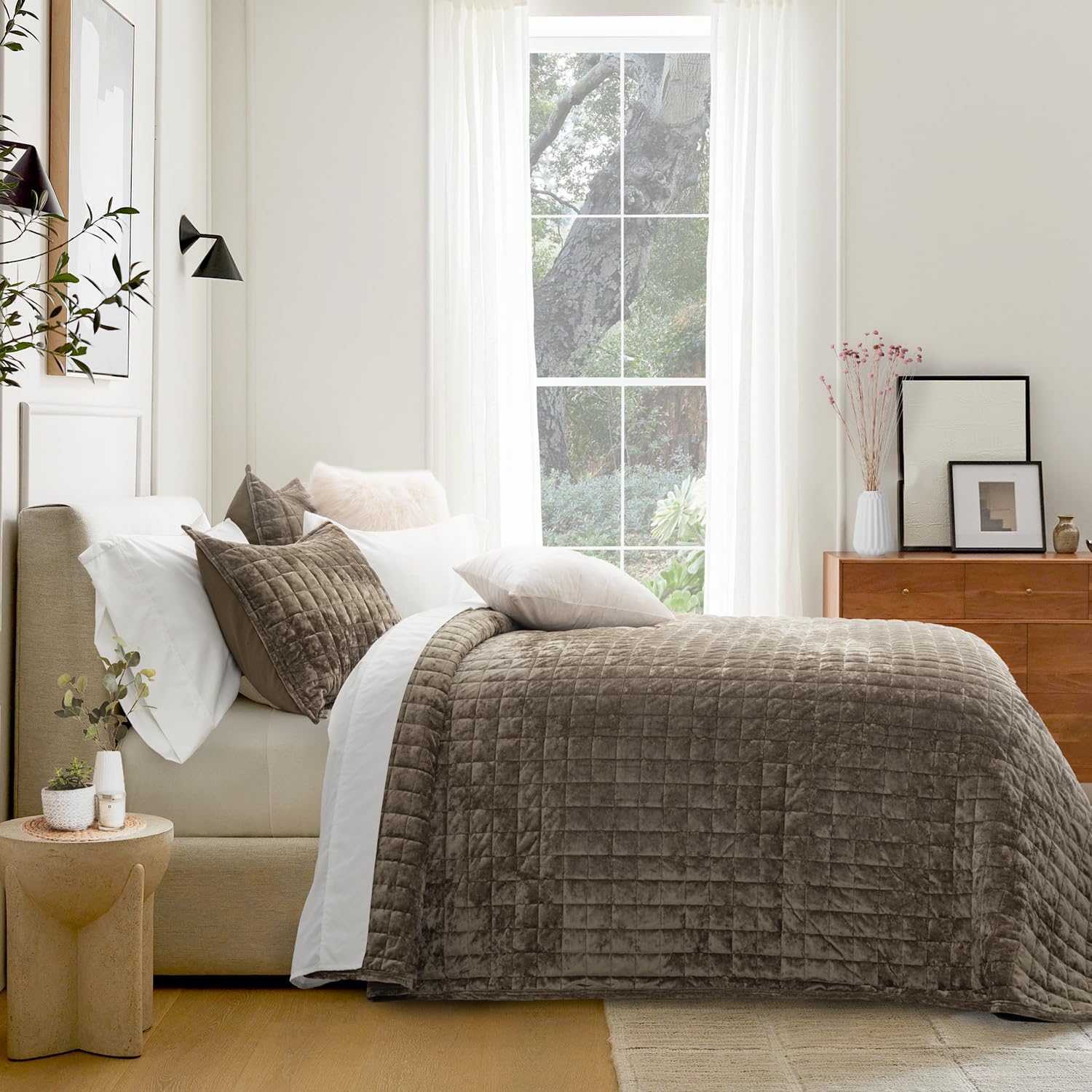 RECYCO Channel-stitch Geometric Pattern adds timeless texture to bedding