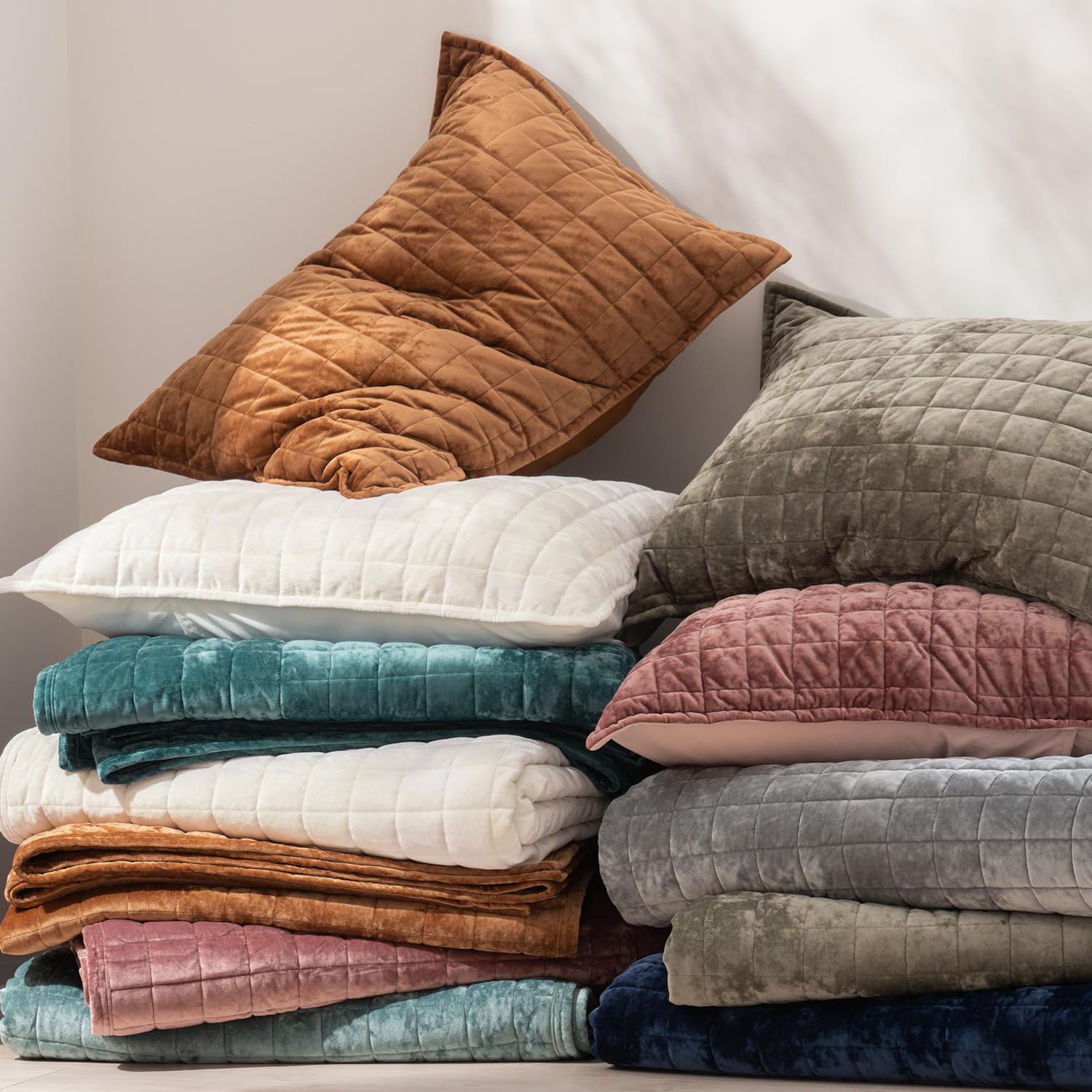RECYCO cream white bedding shows versatile decor compatibility and all-season style