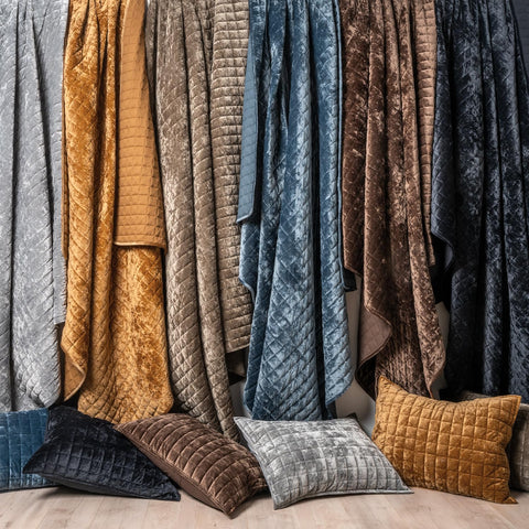 RECYCO king-size quilt-set with two shams illustrates generous coverage and styling