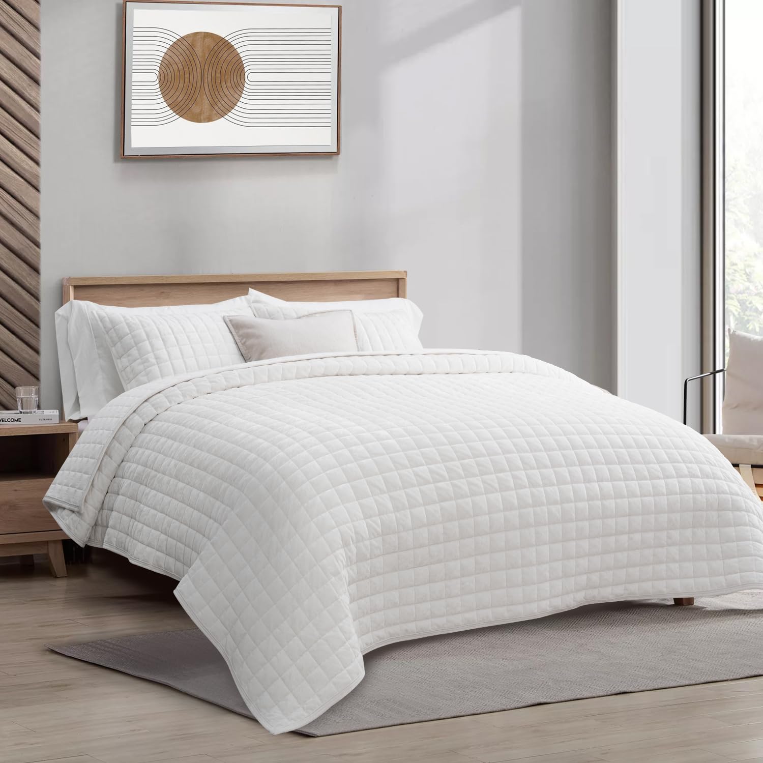 RECYCO velvet comforter close-up shows ultra-soft brushed fabric ideal for cozy nights.