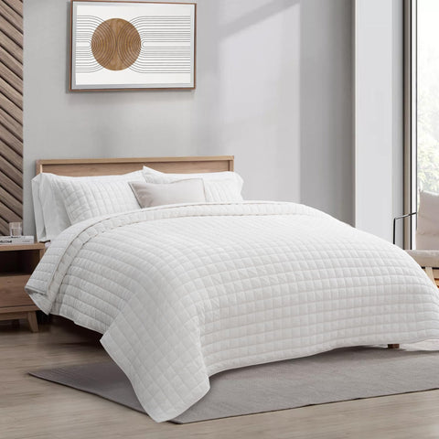 RECYCO velvet comforter close-up shows ultra-soft brushed fabric ideal for cozy nights.