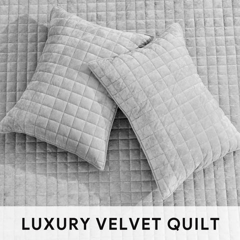RECYCO Velvet Quilt on bed demonstrates cozy ambiance as a focal point.