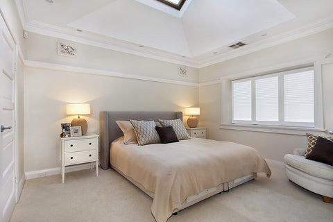 Redi Shade Rounded Bottom Rail contributes to a neat, finished appearance.