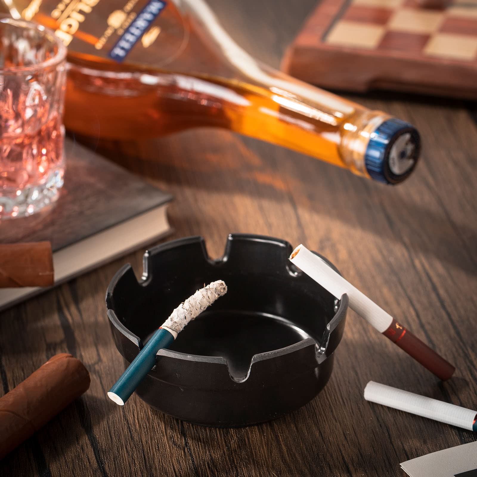 Reginary ashtrays suitable for indoor and outdoor use, from patio to cafe.