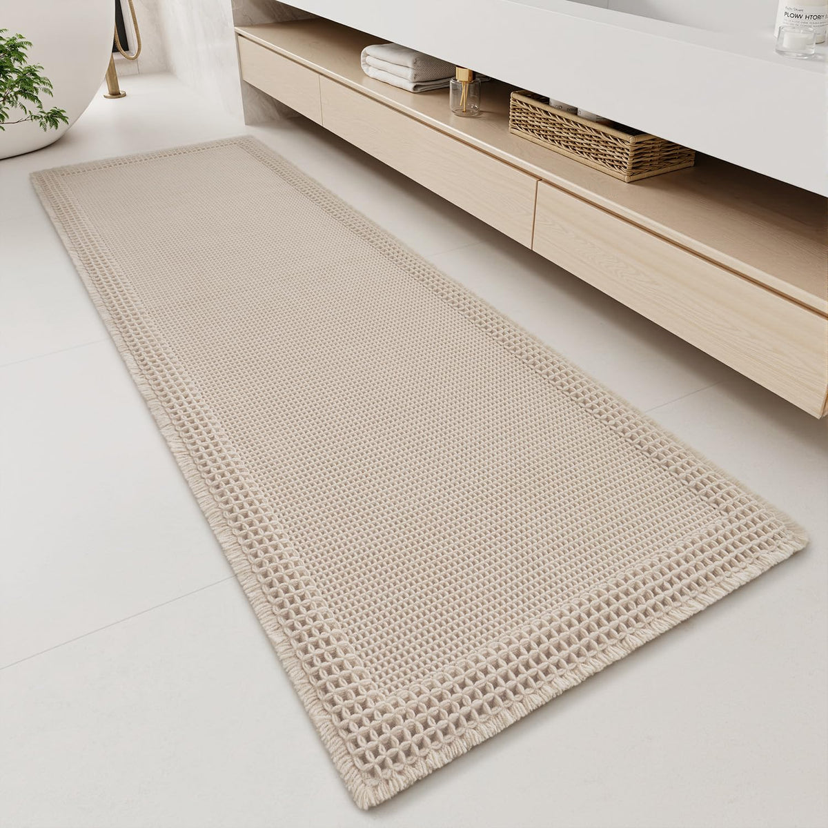 RESARE waffle bath rug tassels close-up highlighting textured pattern for soft, quick-drying comfort