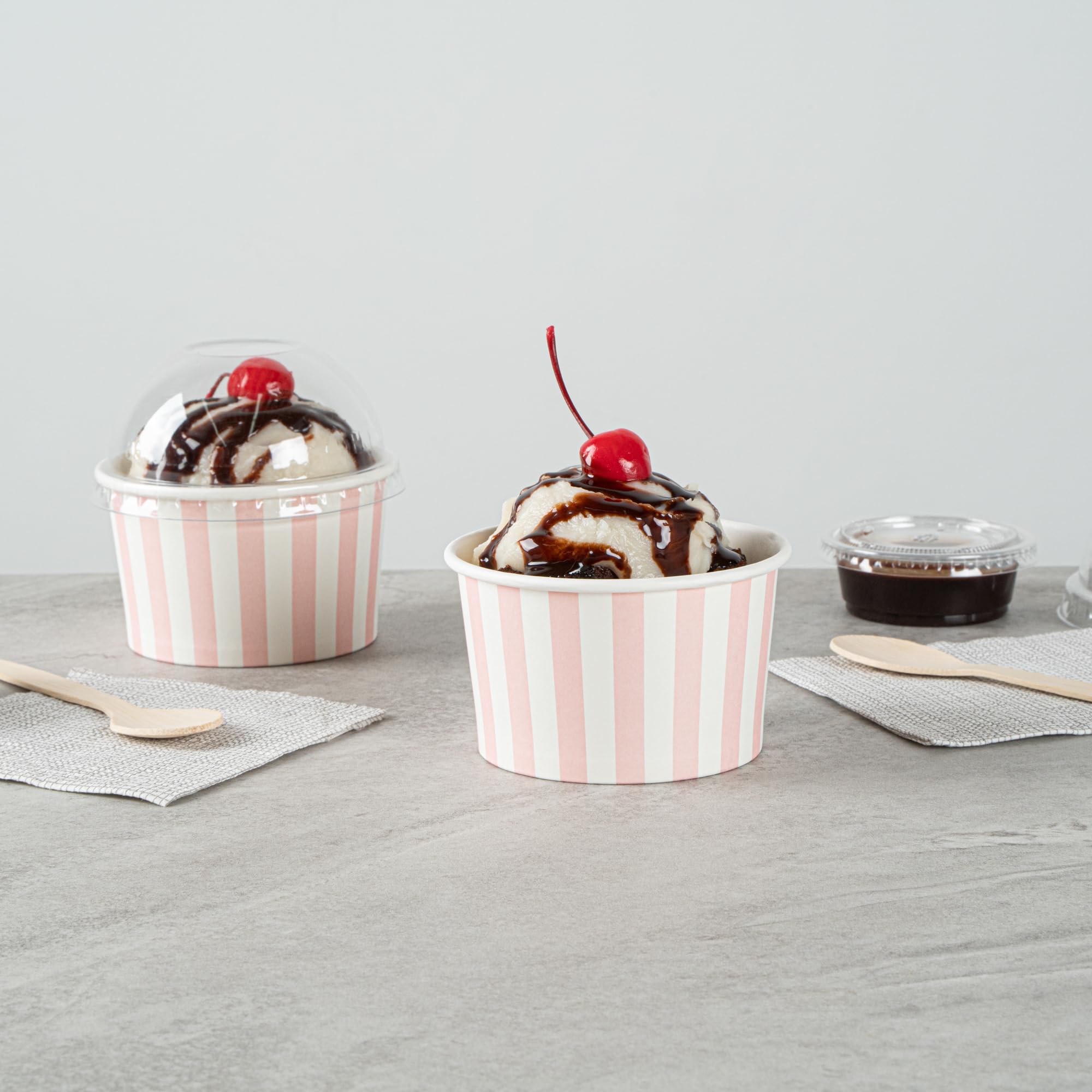 Restaurantware 5oz ice cream cup designed for hot and cold desserts.