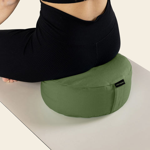 Retrospec Sedona packaging communicates eco-friendly design and care guidance.