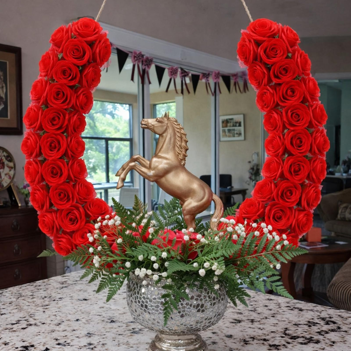 Retrowavy derby wall sign with horseshoe and red roses for festive horse racing decor.