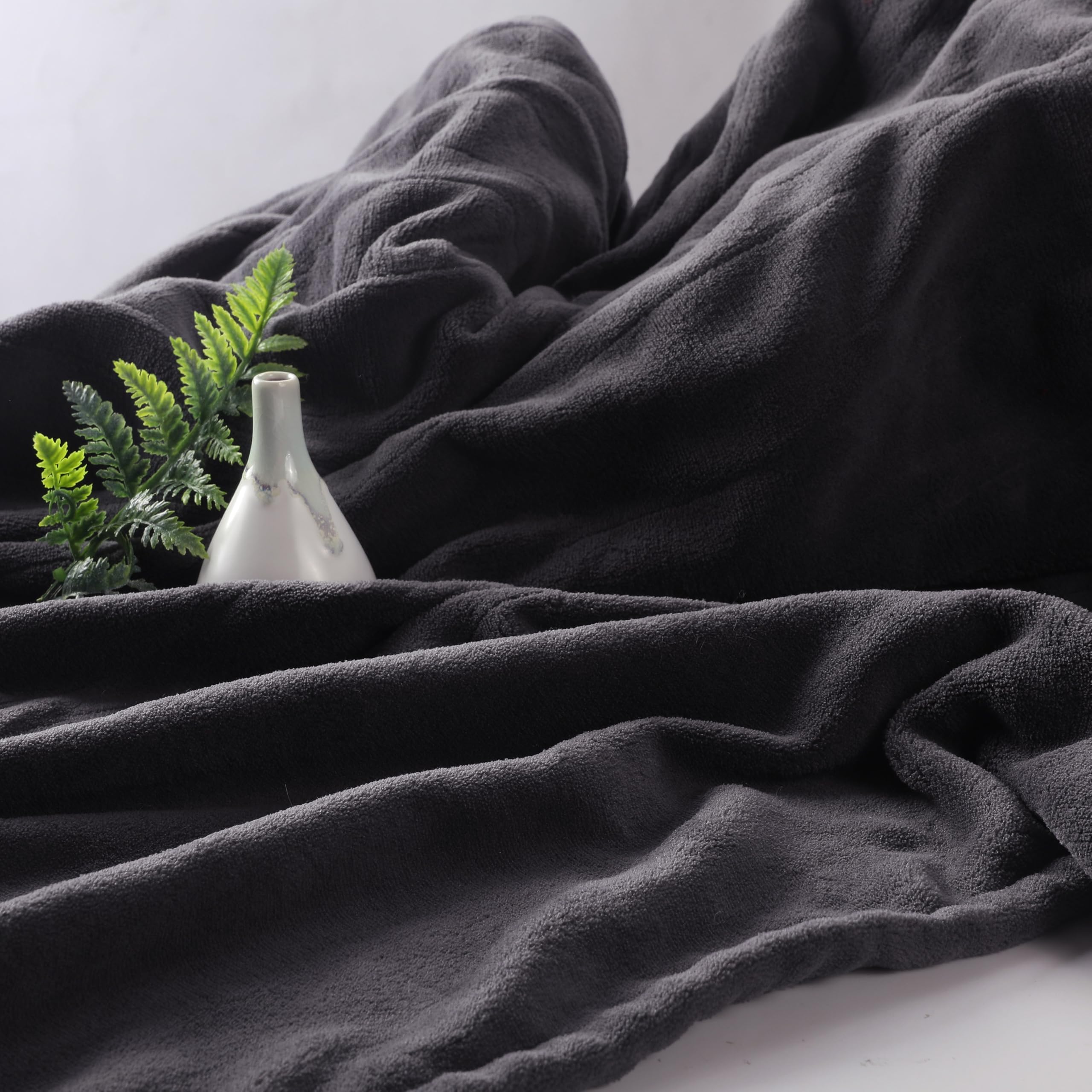 ReyyNio bed time preheat readying sheets for sleep