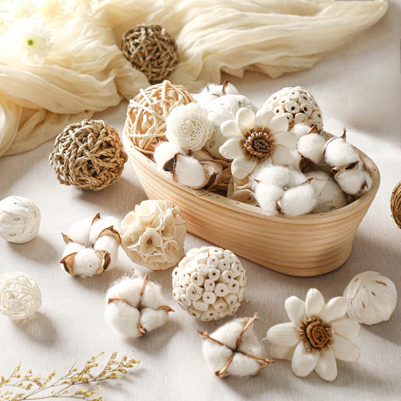 Riceshoot white decorative balls in a vase create simple, elegant decor options.