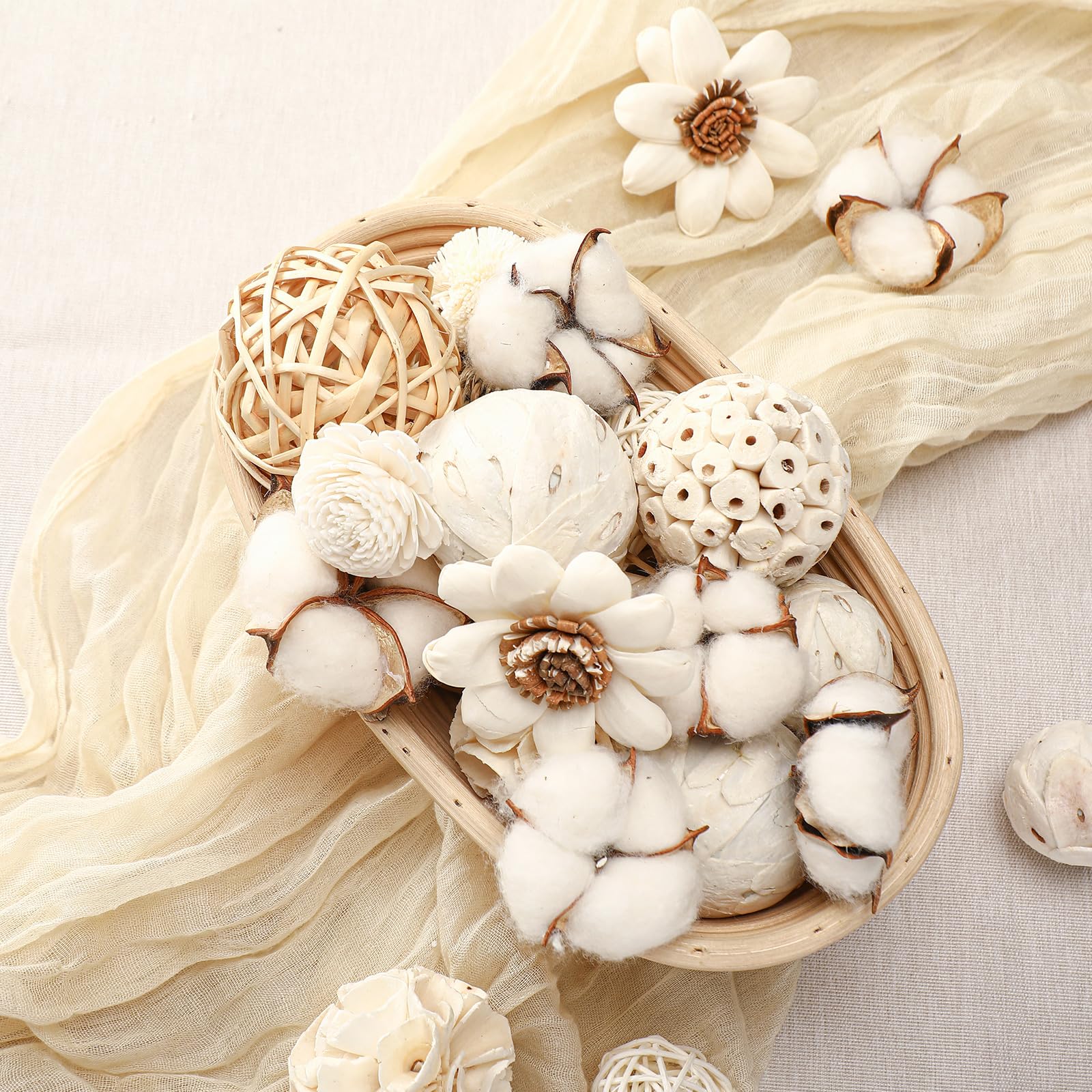 Riceshoot white decorative balls for bowls help craft unique home centerpieces.