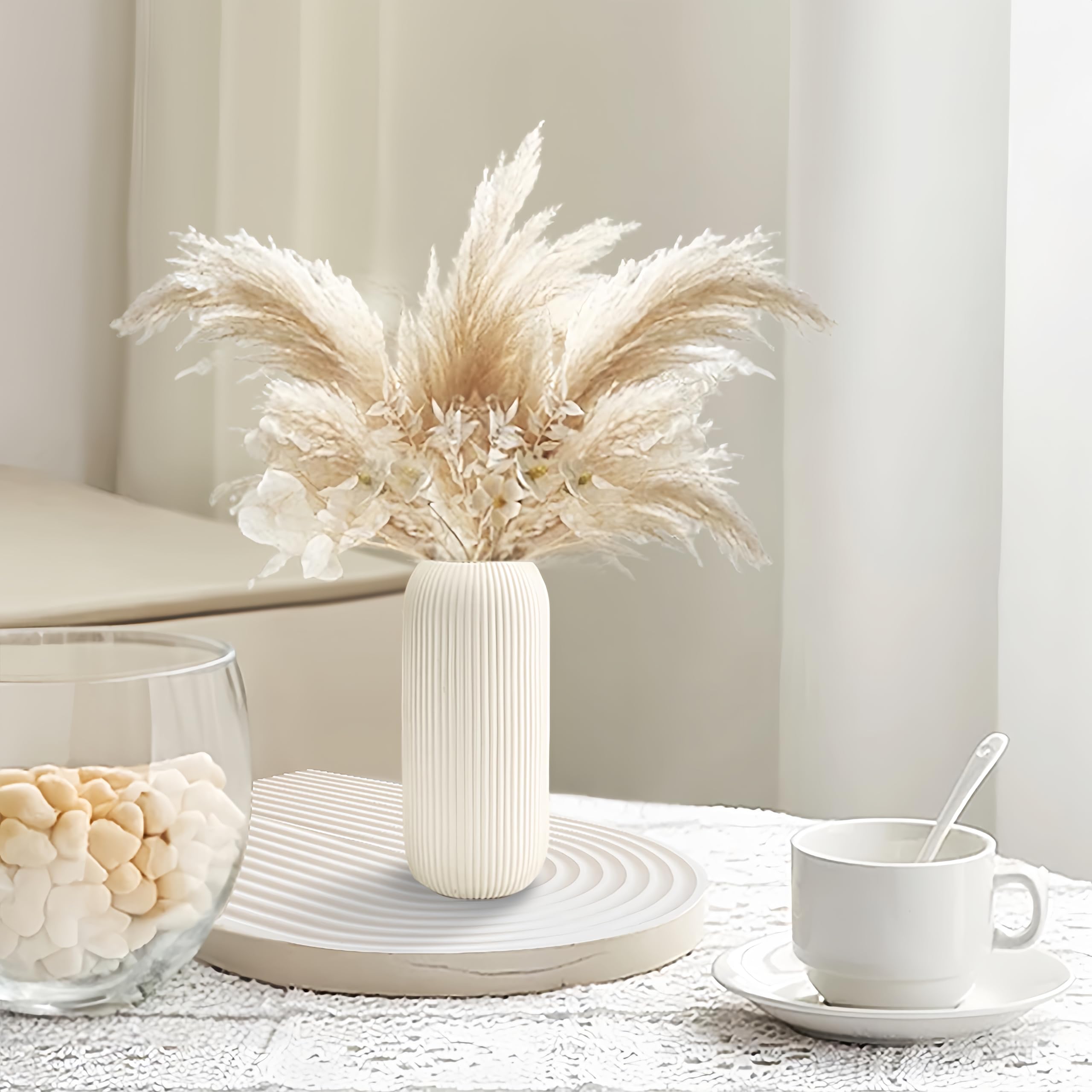 RIKBVOM gift-ready vase in protective packaging.