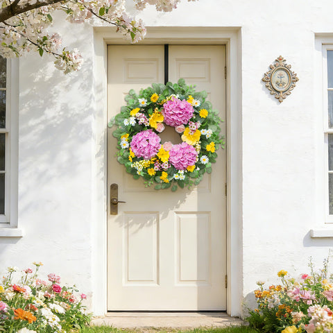 Rimalo hydrangea roses daisies wreath closeup shows vibrant, lush blooms.