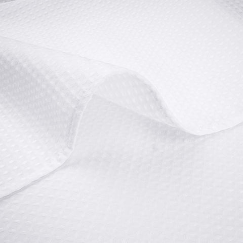 River Dream stall water-repellent coating helps keep the tub area cleaner.