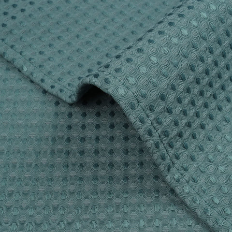 River Dream snap-in liner in teal helps prevent leaks and simplifies cleaning.
