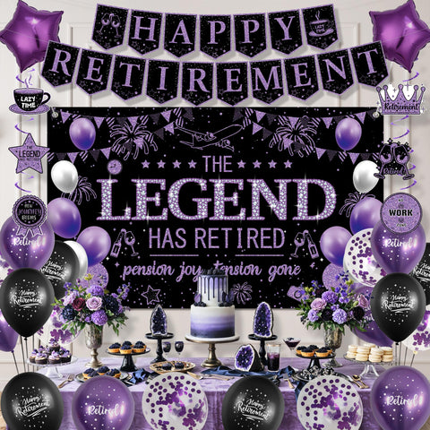 Roetyce Purple and Black Balloons create a bold, elegant backdrop for photos.
