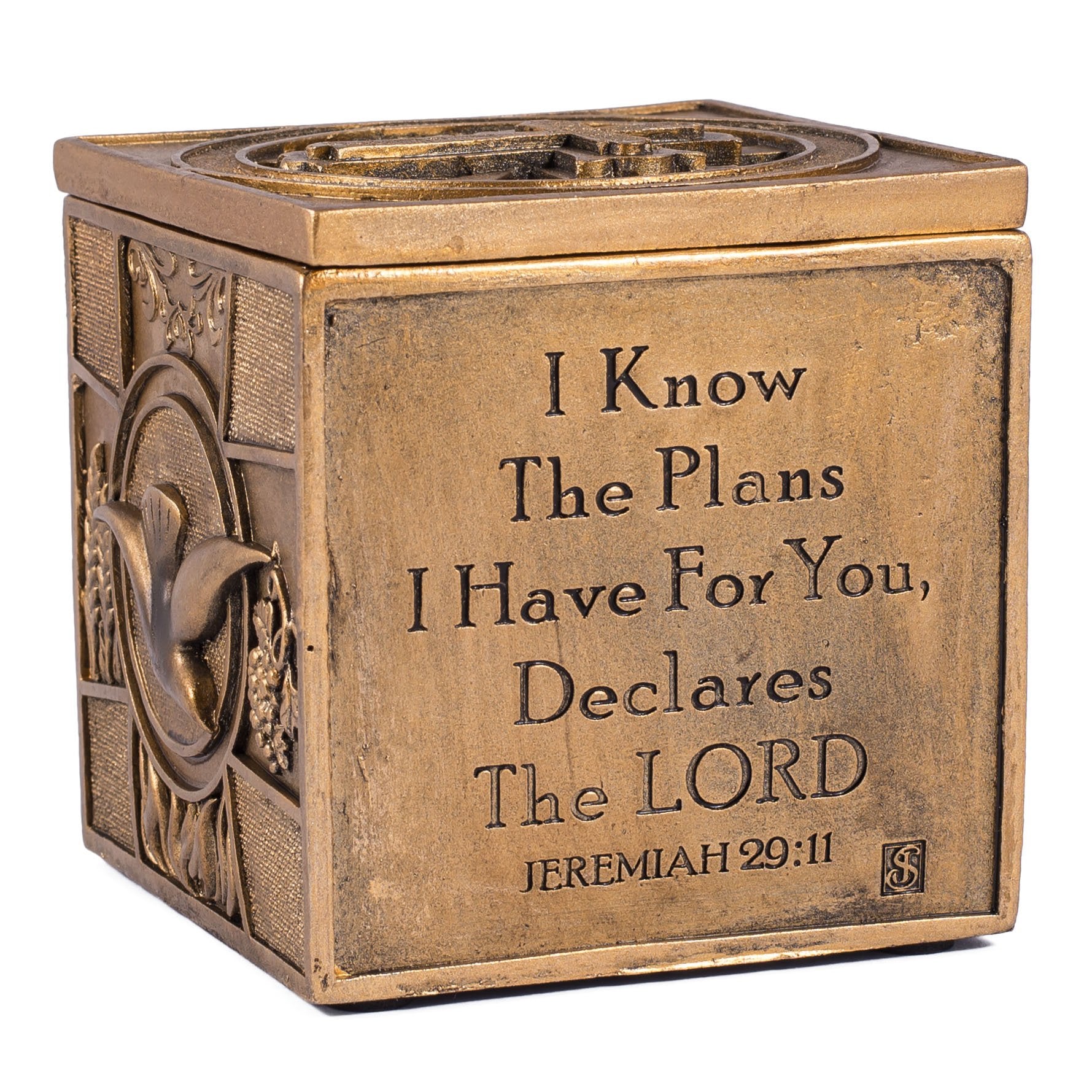 Closeup detail highlights resin and stone texture for durable, long-lasting keepsake display