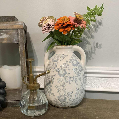 Ronasip gift-ready vase ideal for housewarmings, birthdays, or anniversaries