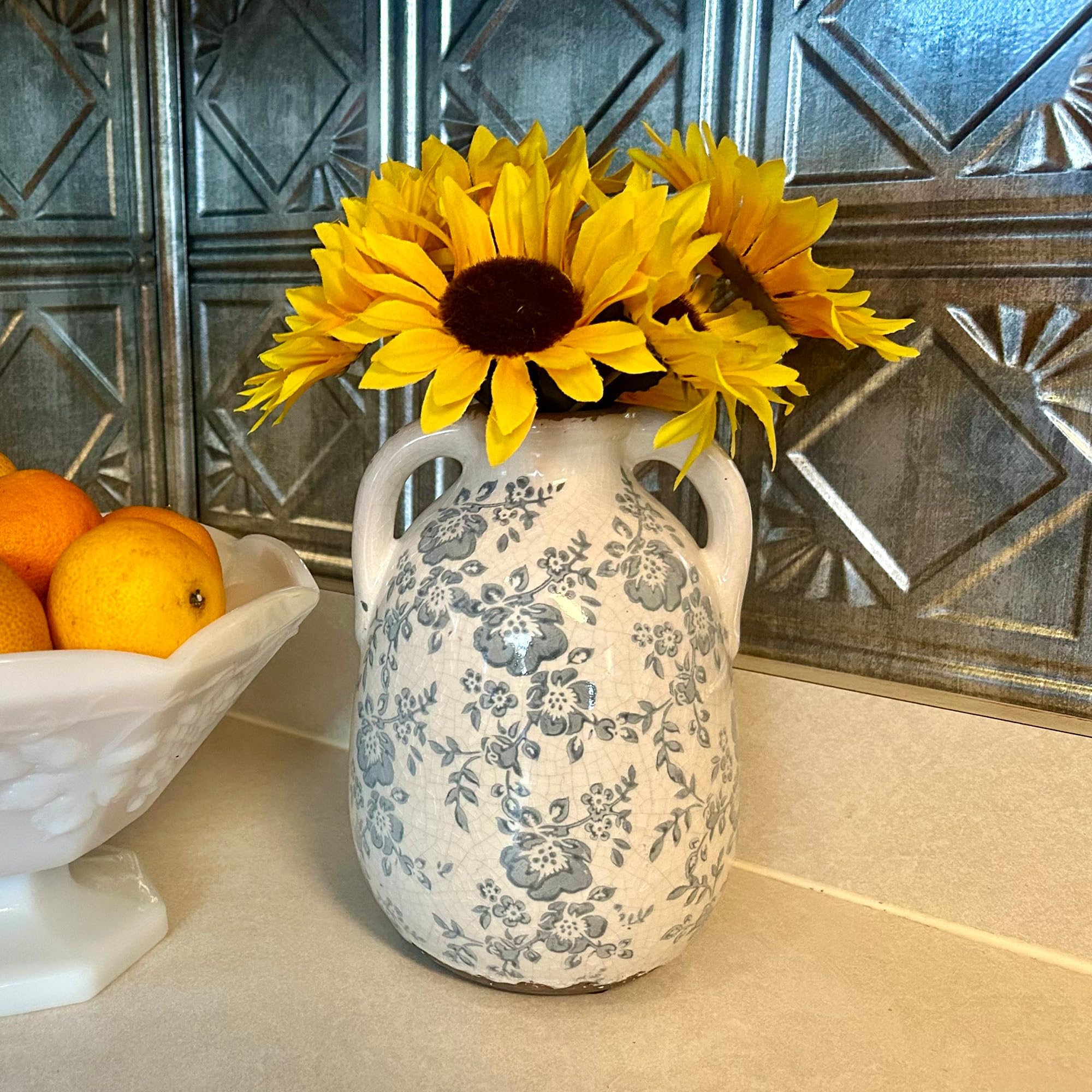 Ronasip sturdy base prevents tipping on shelves or mantels