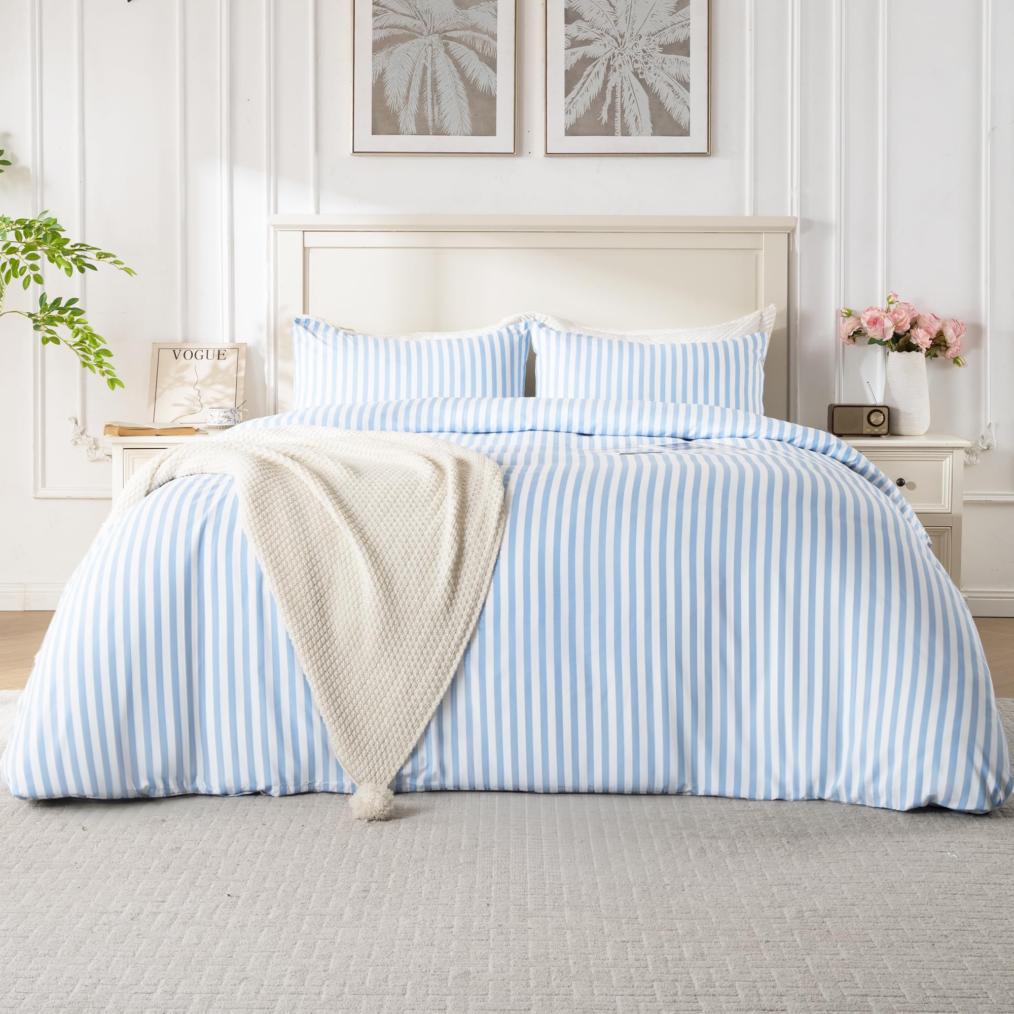 ROSE&RISY blue queen duvet cover showing crisp color and cooling comfort