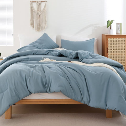 ROSGONIA dusty blue comforter queen main shows soft breathable warmth