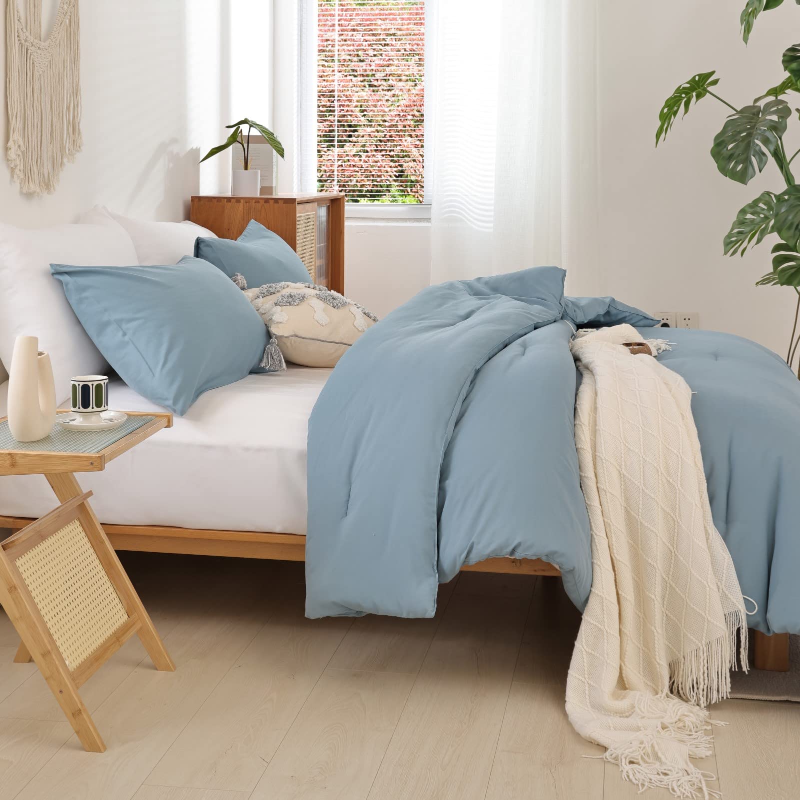 ROSGONIA dusty blue comforter queen pillowcase right included