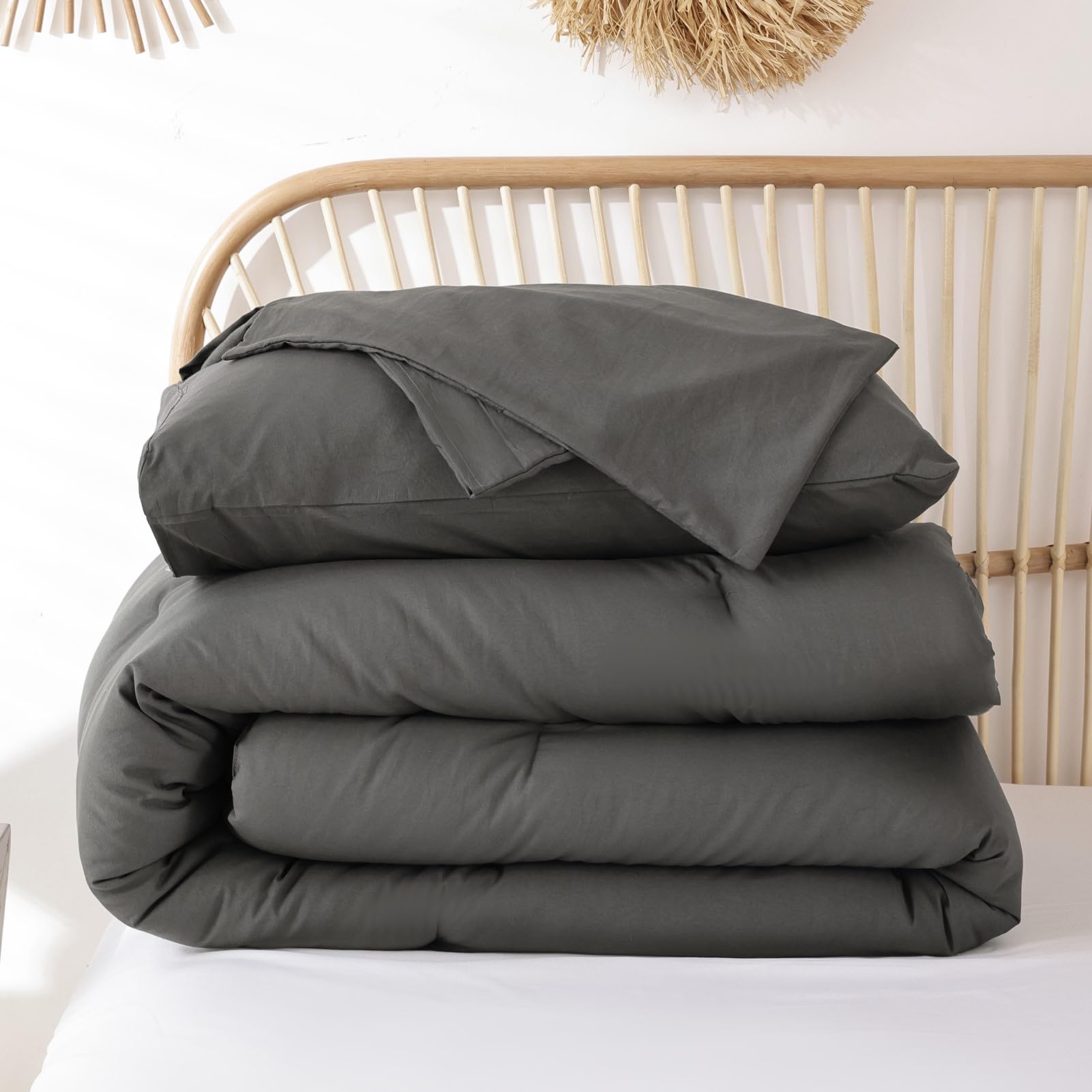 ROSGONIA easy-care fabric stays fresh with simple machine washing