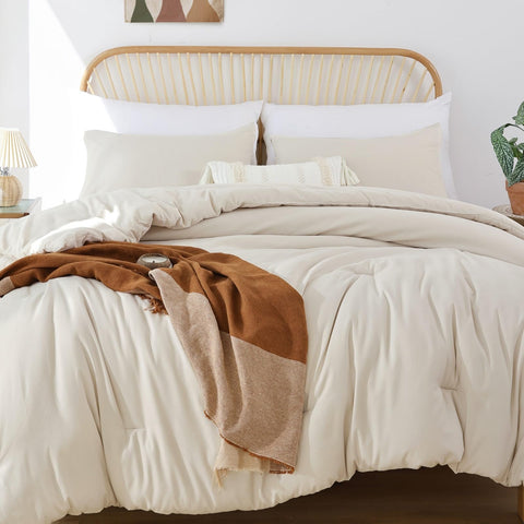ROSGONIA king-size beige comforter for a cozy, all-season bed.