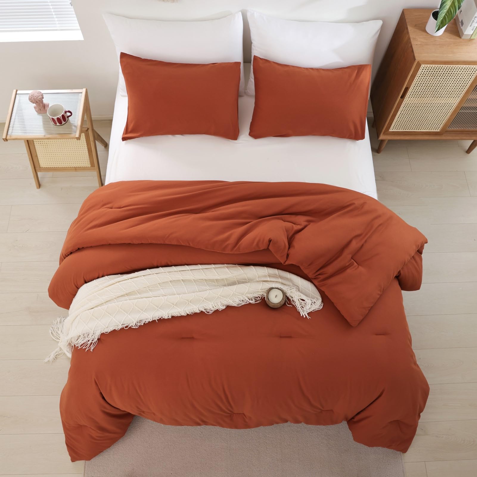 ROSGONIA stitching detail highlights durable construction and quality finish.