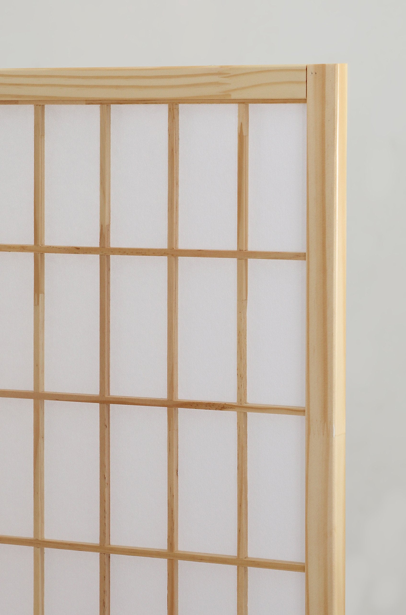 Roundhill Furniture four-panel divider folds flat for easy storage and versatile room setup.