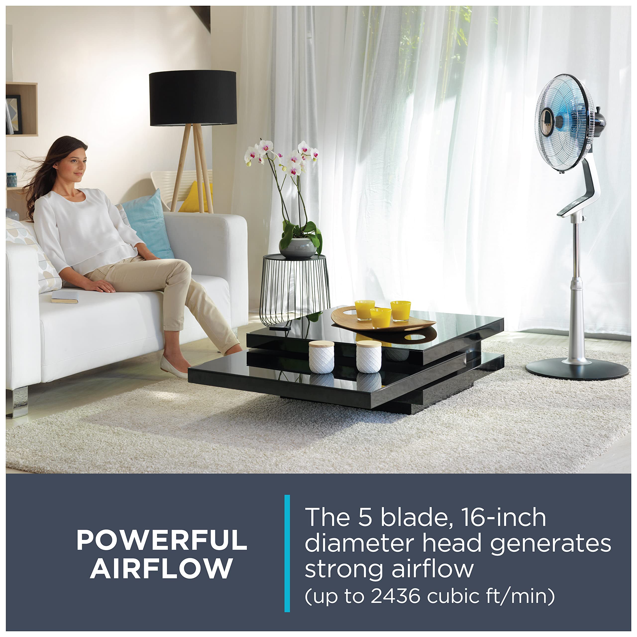Rowenta oscillation head demonstrating wide cooling coverage over seating areas.