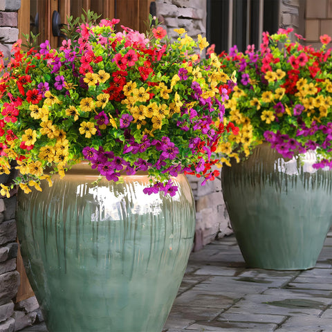 Rowfad garden-terrace-decor adds seasonal color to balconies