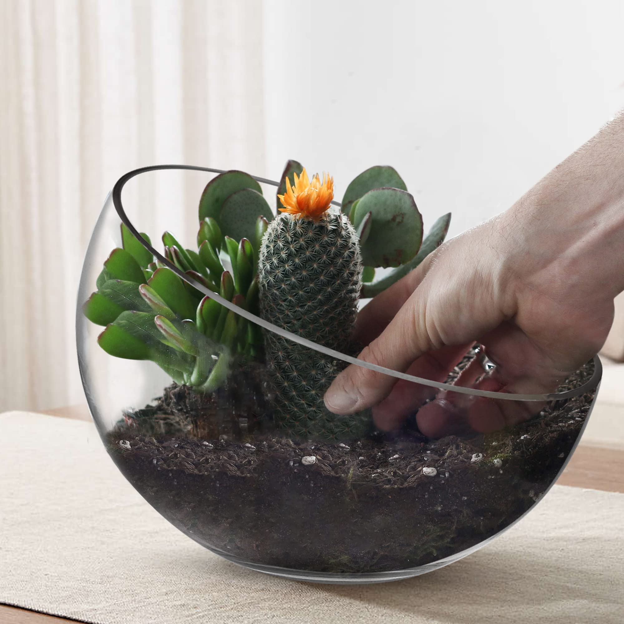 Royal Imports clear glass bowl elevates wedding table decor with refinement