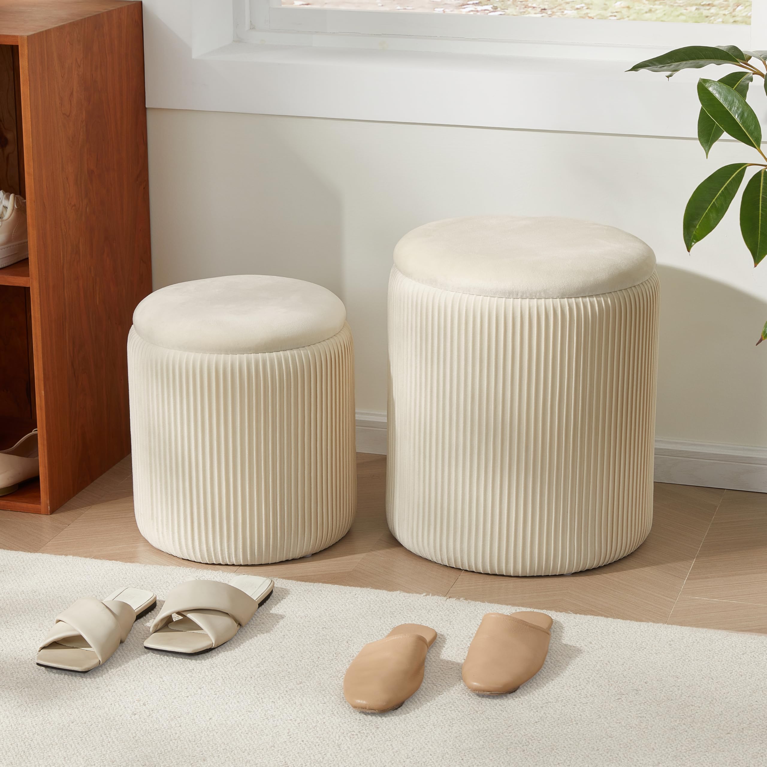 Non-slip silicone pads on Royal Windsor ottomans' base protect floors.