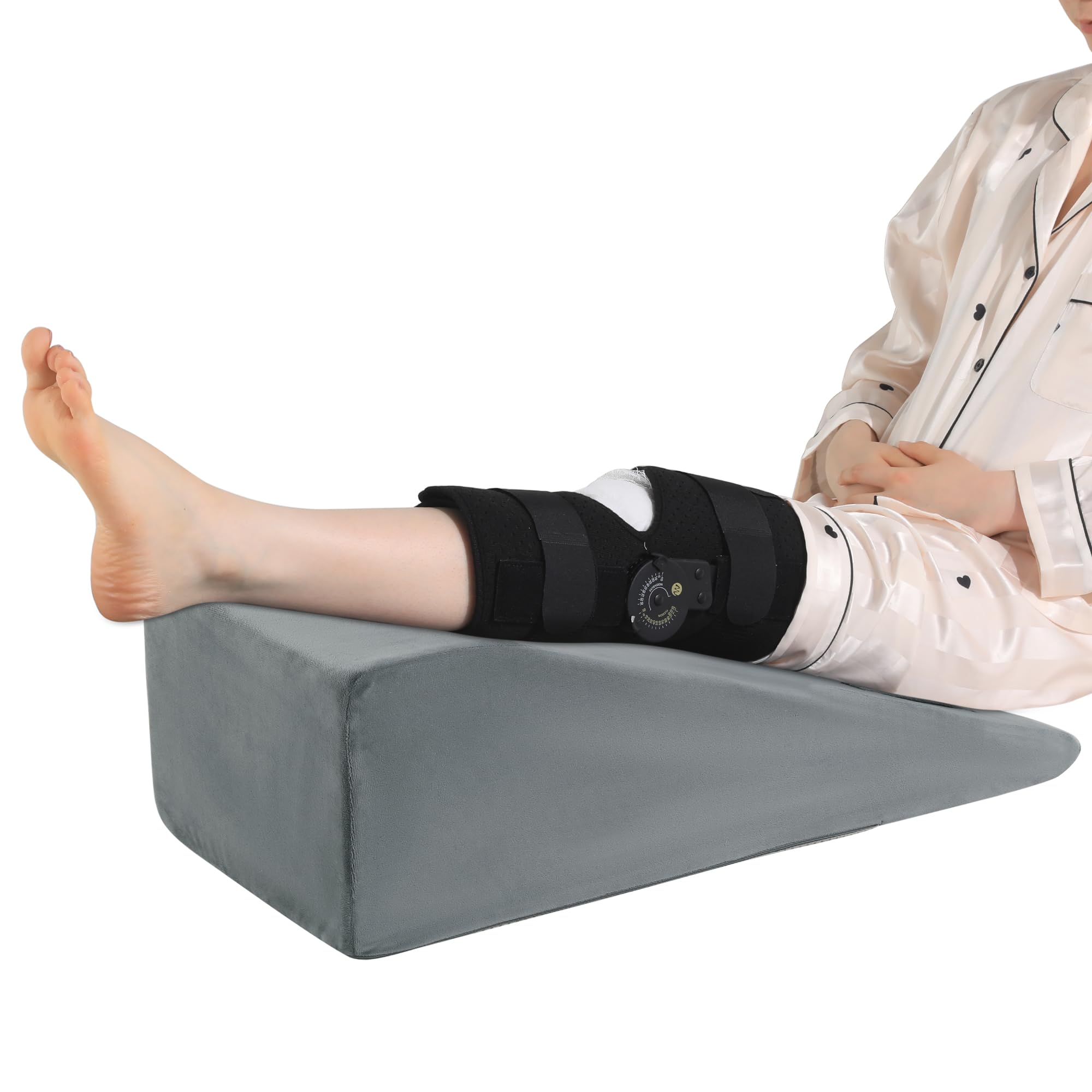 ROYALAY leg elevation pillow after surgery supports comfortable leg elevation.