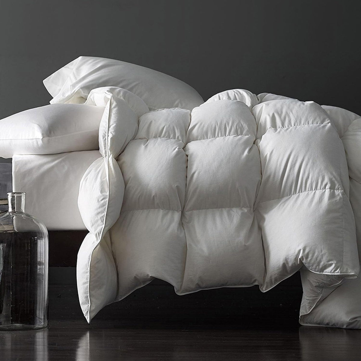 Royoliving premium down duvet insert queen cover closeup reveals soft breathable organic cotton surface