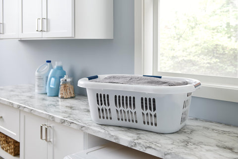 Rubbermaid hip-hugger basket close-up of grab-through handles for secure lift