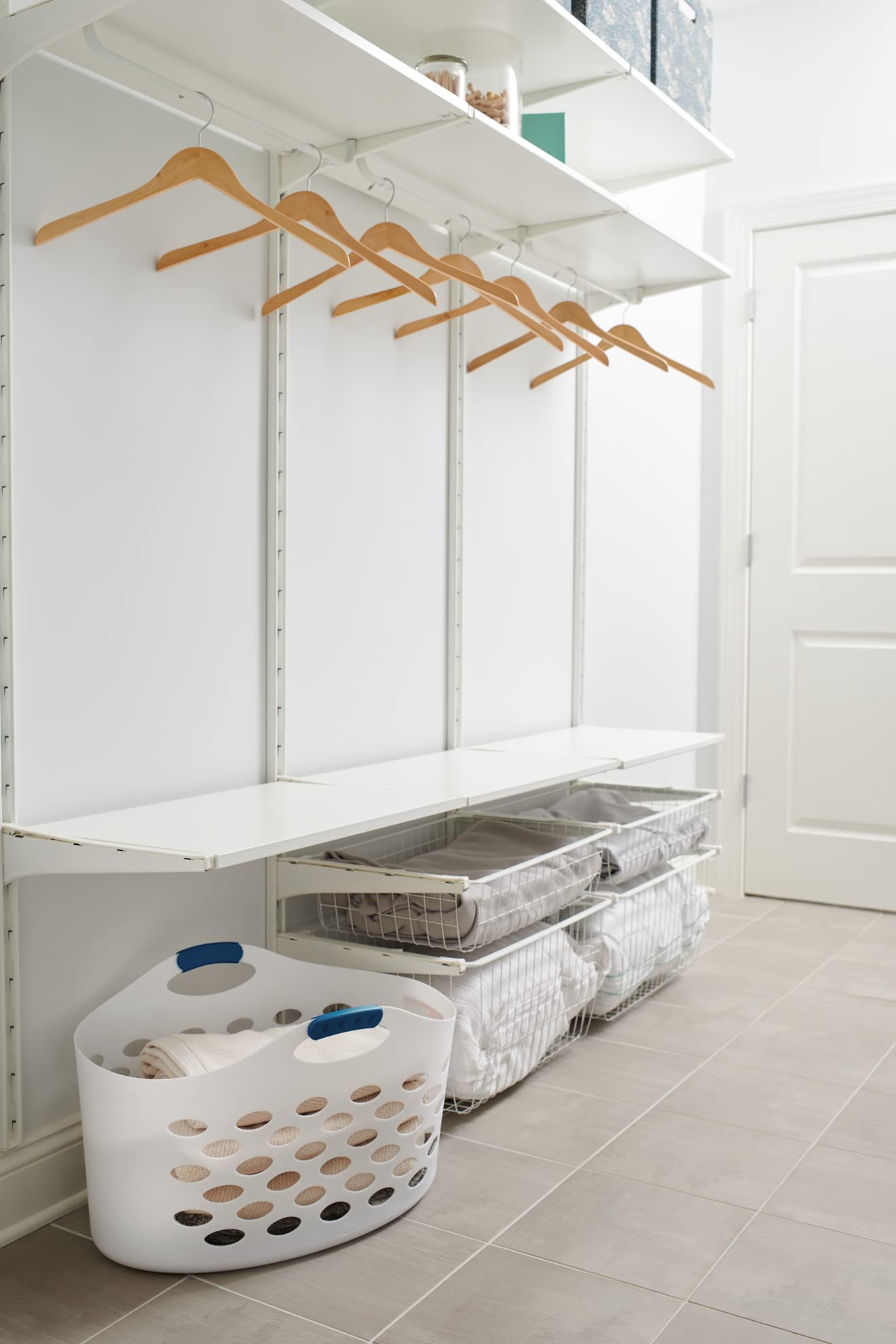 Rubbermaid spacious basket ideal for sorting laundry