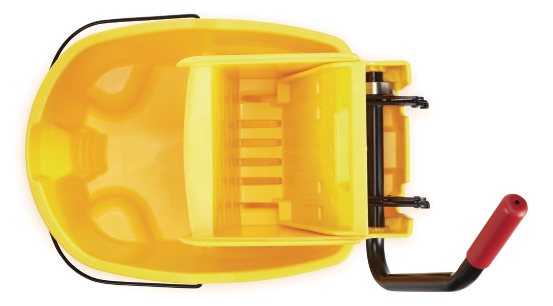 Rubbermaid WaveBrake wringer side-press assembly shown for stable wringing.