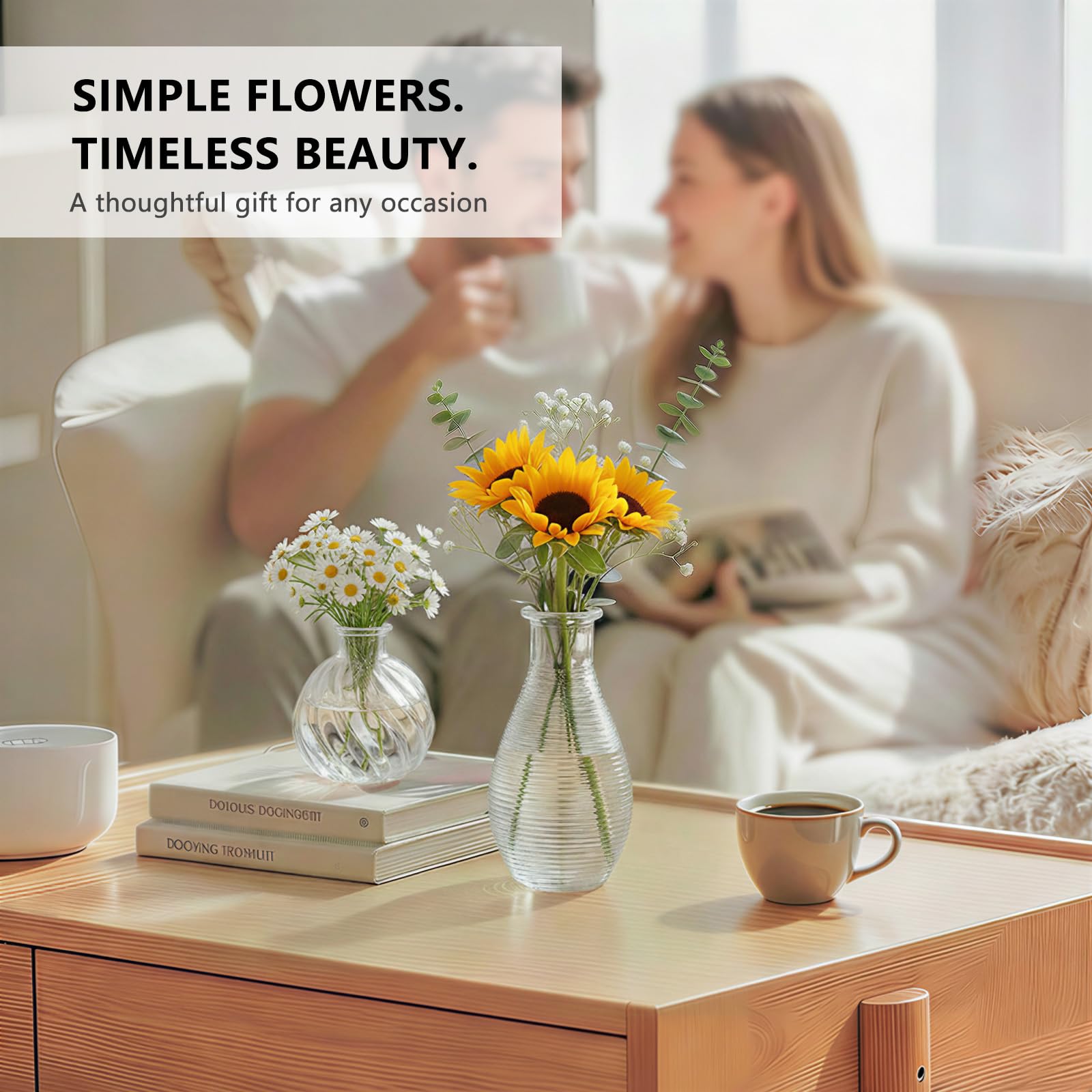 Ruckae small clear bud vase enhances wedding or gift displays.