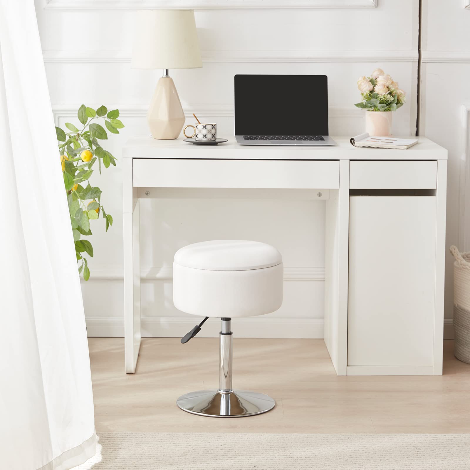 RUCUKEN white faux leather stool showing durable material